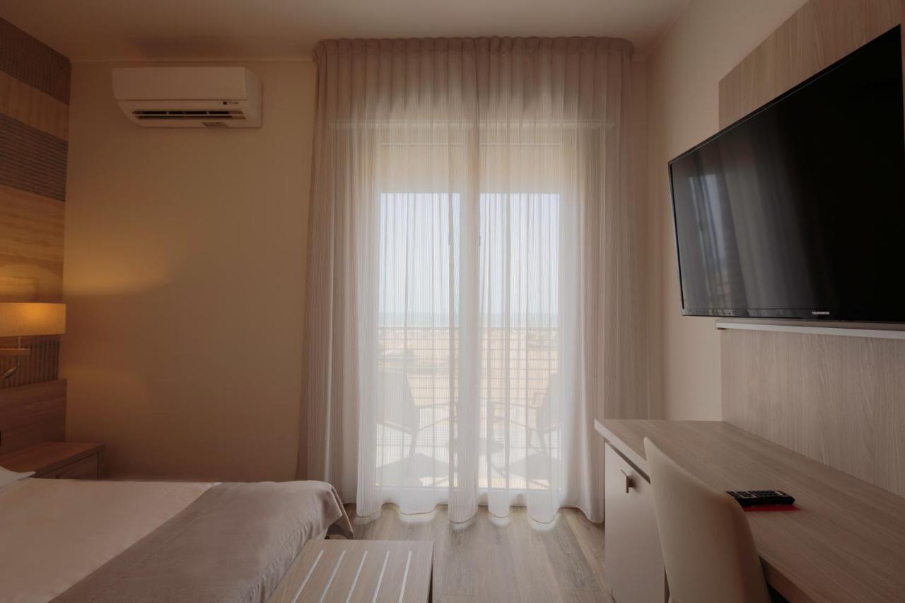 Hotel Monaco Caorle Eksteriør billede
