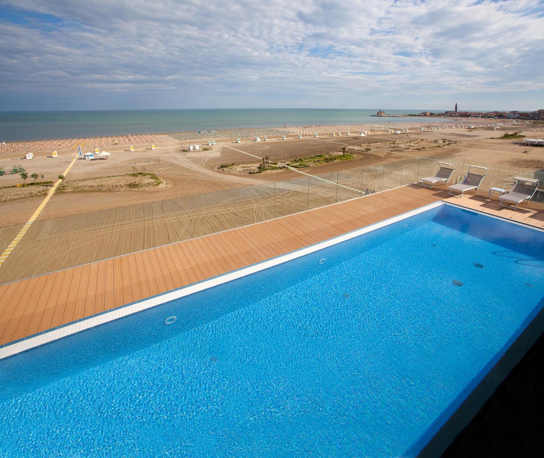 Hotel Monaco Caorle Eksteriør billede